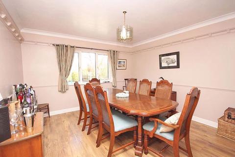 Hawthorne House Cheapside, Waltham, Grimsby, DN37 0HX