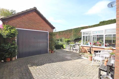 Hawthorne House Cheapside, Waltham, Grimsby, DN37 0HX