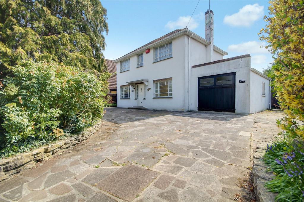 Whitworth Road, Swindon, Wiltshire, SN25 3 bed detached house £330,000