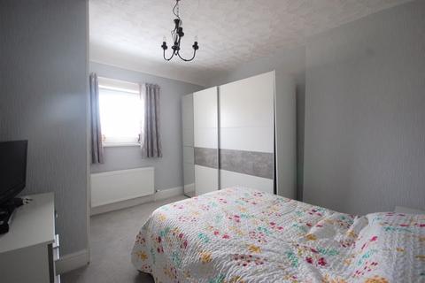 10 Charles Street, Skewen, Neath, SA10 6HT
