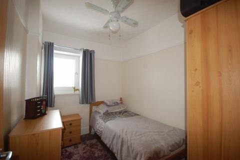 10 Charles Street, Skewen, Neath, SA10 6HT