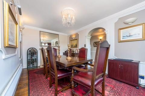 1 Kimberley Drive, Sidcup, DA14 4PP