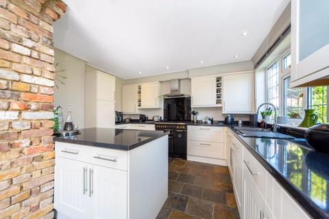 1 Kimberley Drive, Sidcup, DA14 4PP