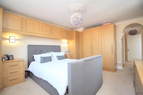12 Catherine Close, West End, Southampton, SO30 3GS