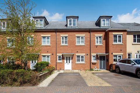 50 Butlers Park Way, Strood, Rochester, ME2 2GN