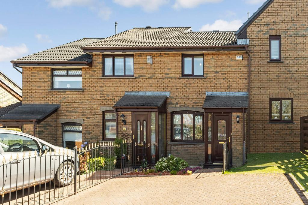 Colston Avenue, G64 1SL 1 bed terraced house £110,000