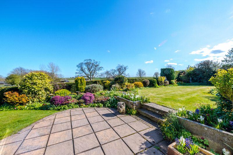 Rear terraced garden