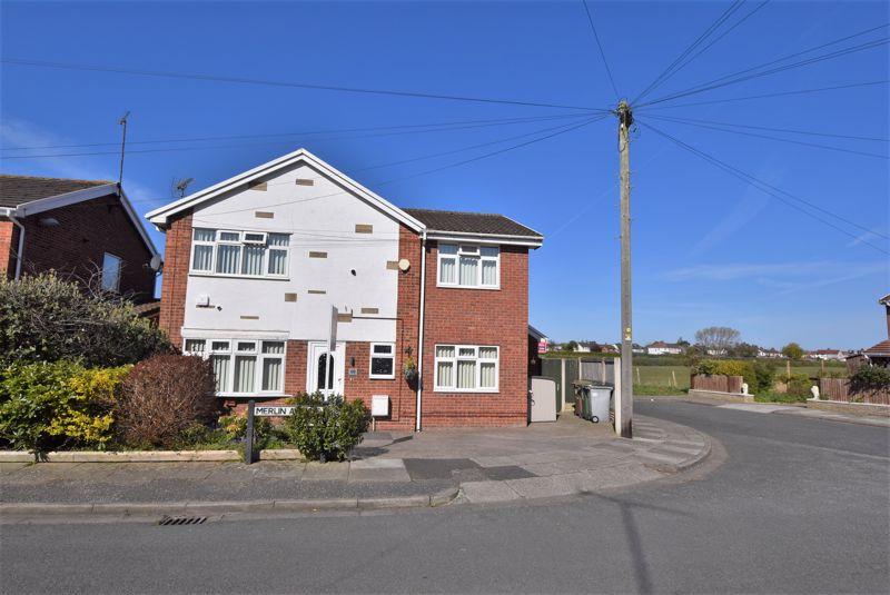 Merlin Avenue, Saughall Massie 4 bed detached house £350,000