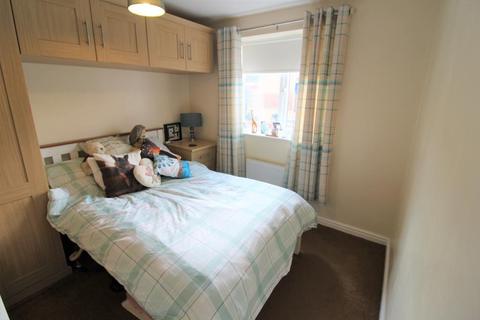 8 Haw Royd, Barnsley, S70 4PY