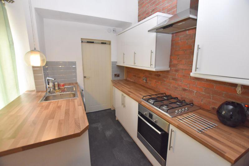 Caroline Street, Irlam, Manchester 3 bed terraced house £800 pcm (£