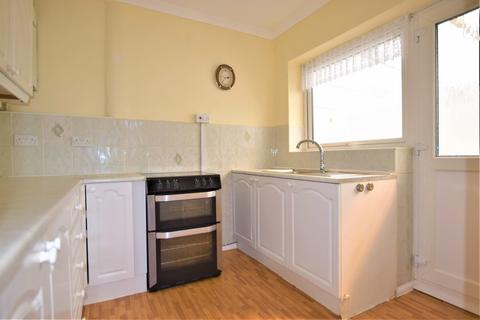 68 Ewins Close, Ash, Aldershot, GU12 6SB