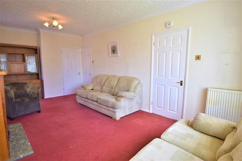 68 Ewins Close, Ash, Aldershot, GU12 6SB