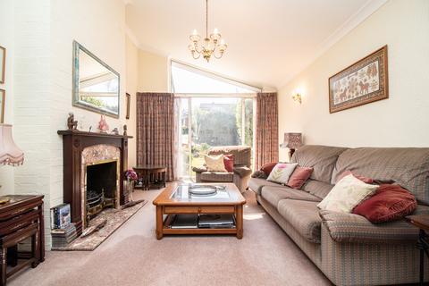 1 Brynhyfryd, Radyr, Cardiff, CF15 8BA