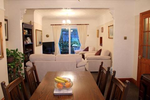 332 Bedfont Lane, Feltham, TW14 9SA