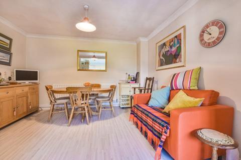 22 Birch Way, Chesham, HP5 3JL