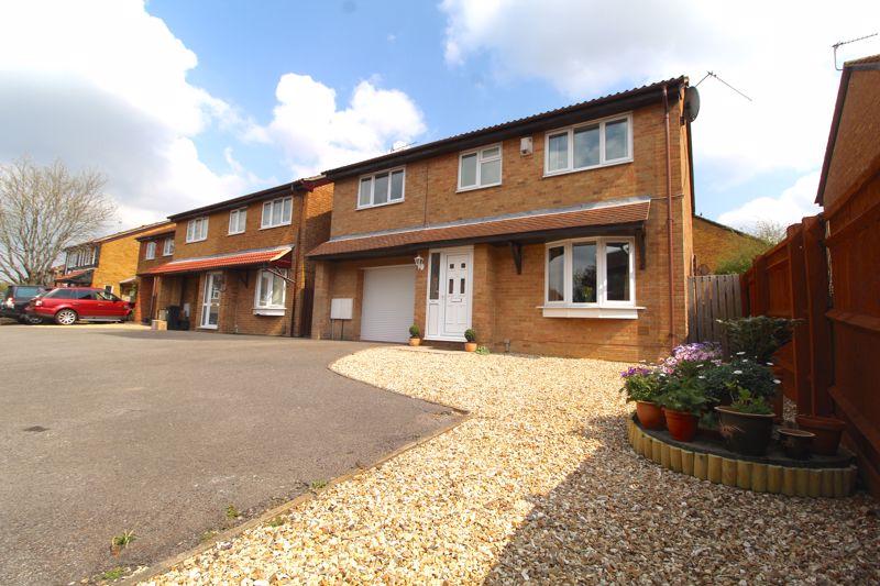 Ottrells Mead, Bradley Stoke 4 bed detached house £489,995