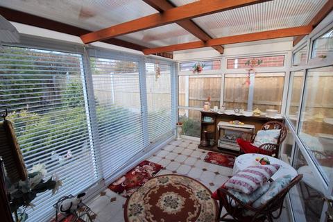 34 Sandway Road, Wrexham, LL11 2RN