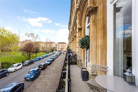 First Floor Flat, 17 Victoria Square, Bristol, BS8 4ES