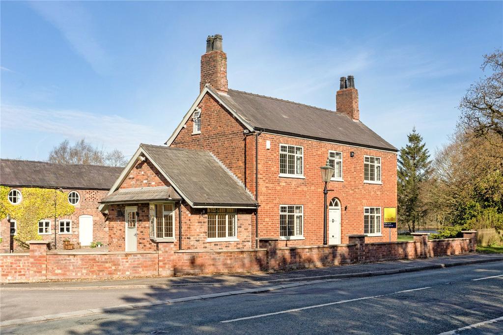 Knutsford Road, Cranage, Crewe, CW4 5 bed character property £595,000