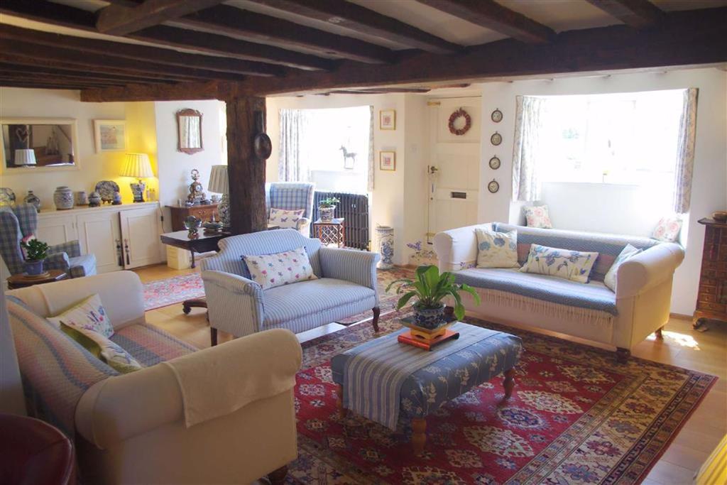 Clapton Row, BourtonontheWater... 5 bed semidetached house £875,000