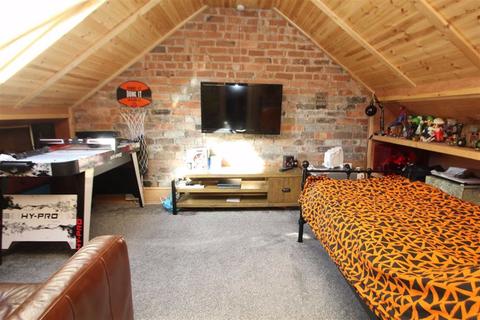 Rhoslwyn Bridge Street, Penycae, Wrexham, LL14 2DE