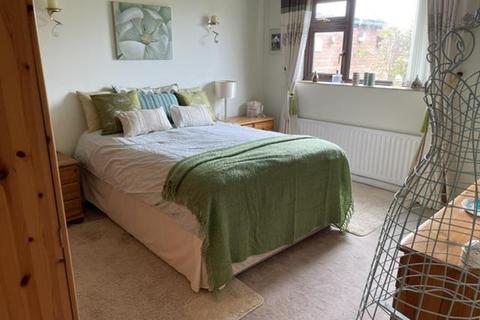29 Alexandra Drive, Prestatyn, LL19 8BW