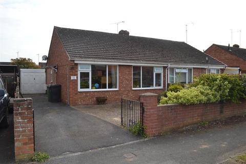 76 Castlefields, Leominster, HR6 8BJ