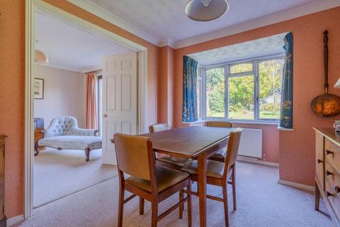 6 Moorend Glade, Charlton Kings, Cheltenham, GL53 9AT