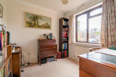 6 Moorend Glade, Charlton Kings, Cheltenham, GL53 9AT
