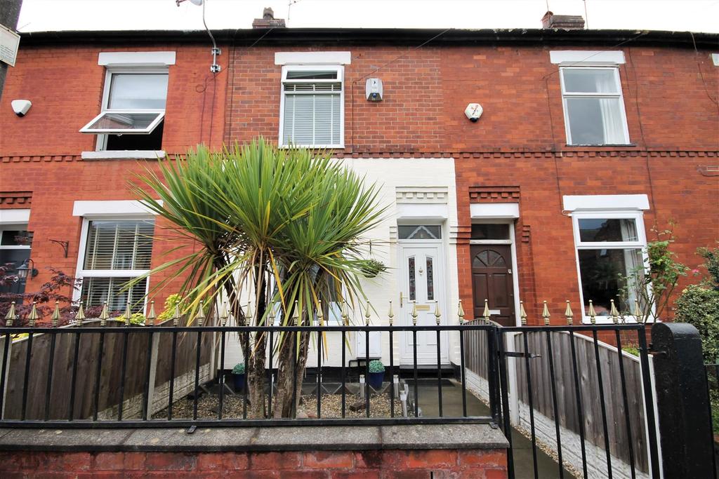 Belmont Street, Monton, Manchester 2 bed terraced house £225,000