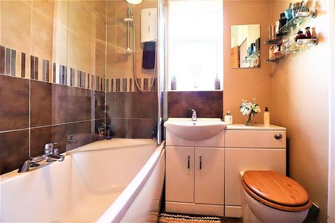 4 Lea Vale, Crayford, Dartford, DA1 4DL