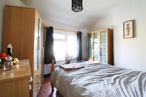 24 Maple Road, Dartford, DA1 2QZ