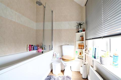24 Maple Road, Dartford, DA1 2QZ