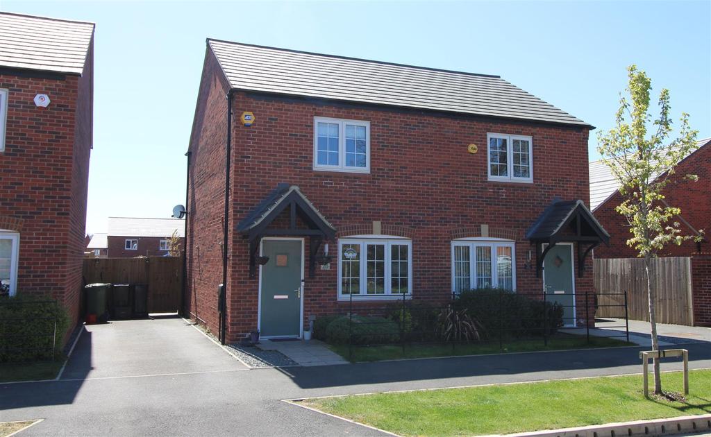 Dewberry Road, Tidbury Green, Solihull 2 bed semidetached house £289,950
