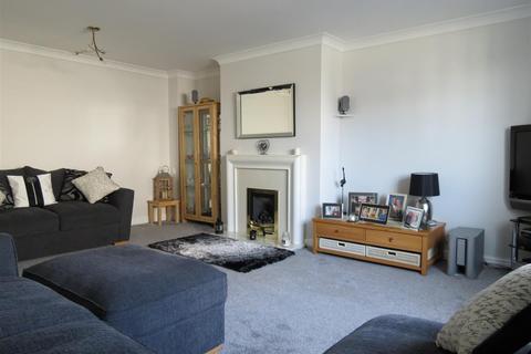 35 Chy Pons, St Austell, PL25 5DH