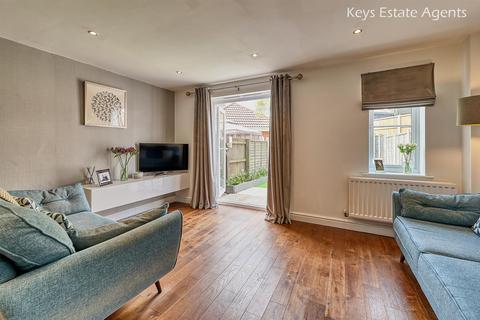 15 Chasewater Drive, Stoke-on-trent, ST6 8GH