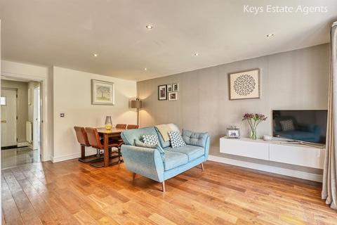 15 Chasewater Drive, Stoke-on-trent, ST6 8GH