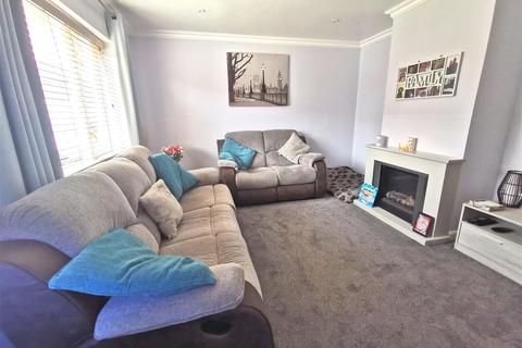 30 Moore Road, Ipswich, IP1 6NP