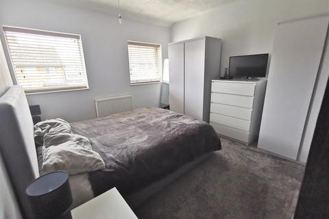 30 Moore Road, Ipswich, IP1 6NP