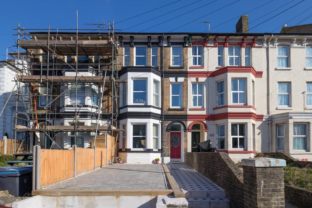 Folkestone Road, Dover 4 bed house £300,000