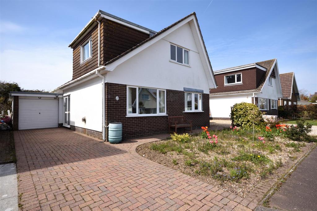 Headland Road, Swansea 3 bed detached bungalow £300,000