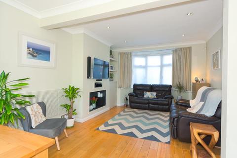 174 Seaforth Gardens, Epsom, KT19 0NW