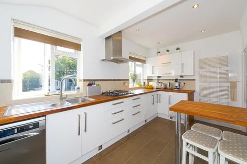 174 Seaforth Gardens, Epsom, KT19 0NW