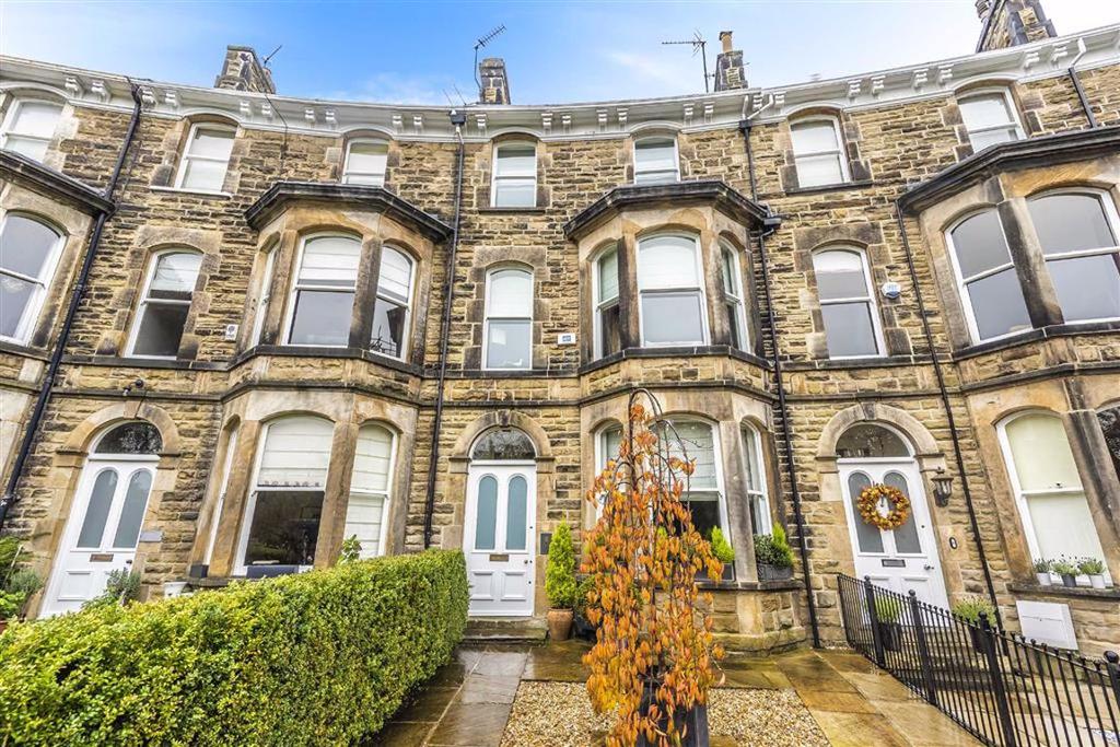 Royal Crescent, Harrogate, North Yorkshire 4 bed townhouse £900,000