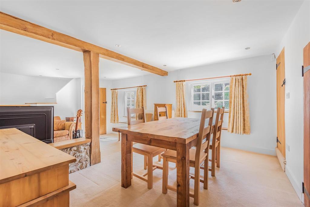 Combe Raleigh, Honiton 3 bed semidetached house £375,000