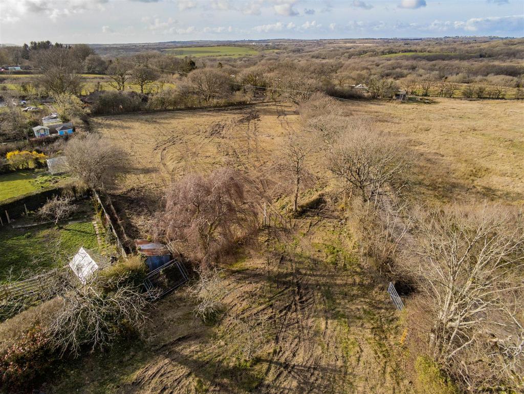 2a Northway, Plot with Planning, 5 bed property with land