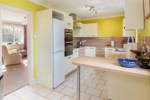 10 Beverley Road, North Newbald, York, YO43 4SQ