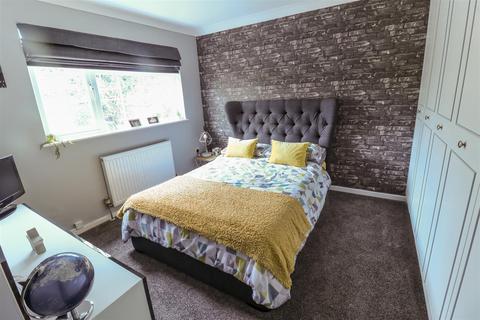 94 Red Willow, Harlow, CM19 5PB