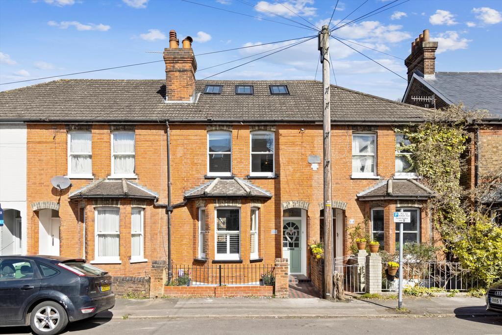 Testard Road, Guildford, Surrey, GU2 3 bed terraced house £795,000