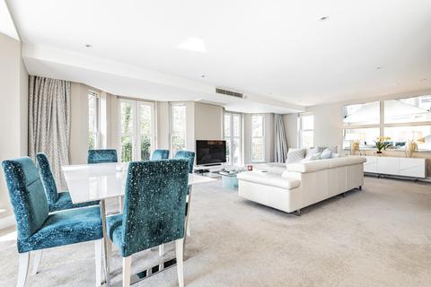 Flat 1, Cheltonian Place Portsmouth Road, Esher, KT10 9AA
